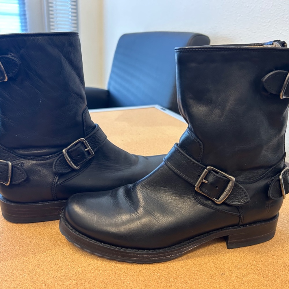 Frye Bootie - Picture 3 of 8